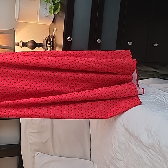 Red and Black Polka Dot Halter Midi  Sweetheart Pinup Dress with smocking - Picture 2 of 12